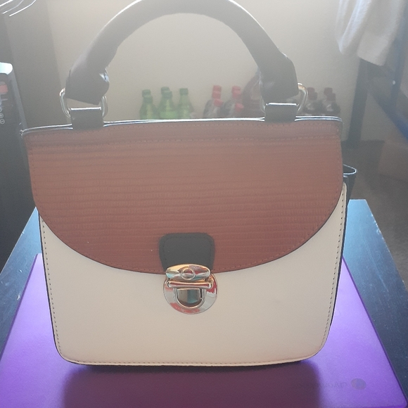 Small ladies handbag - Picture 1 of 1